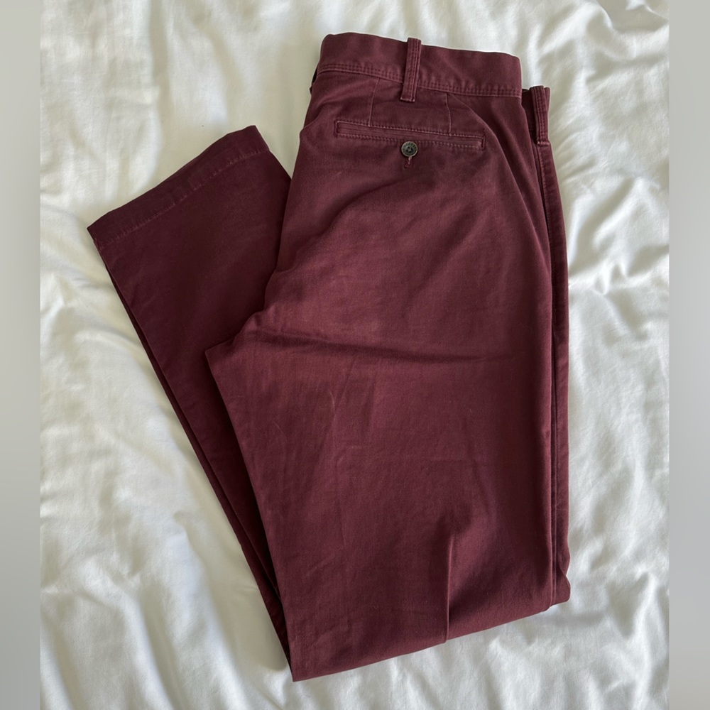 Men’s express chino pants